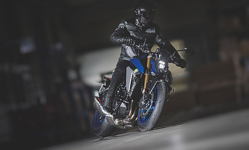 Suzuki GSX-S1000 in der Kurve