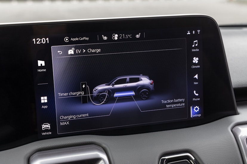 New e Vitara Display
