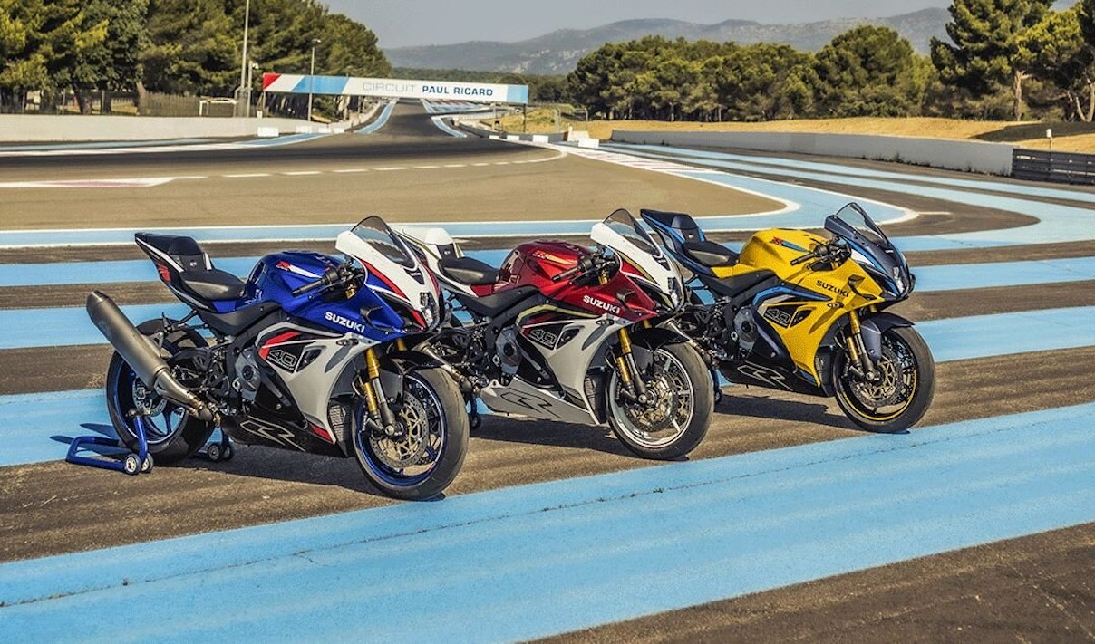Suzuki GSX-R1000R mit Rennfahrer