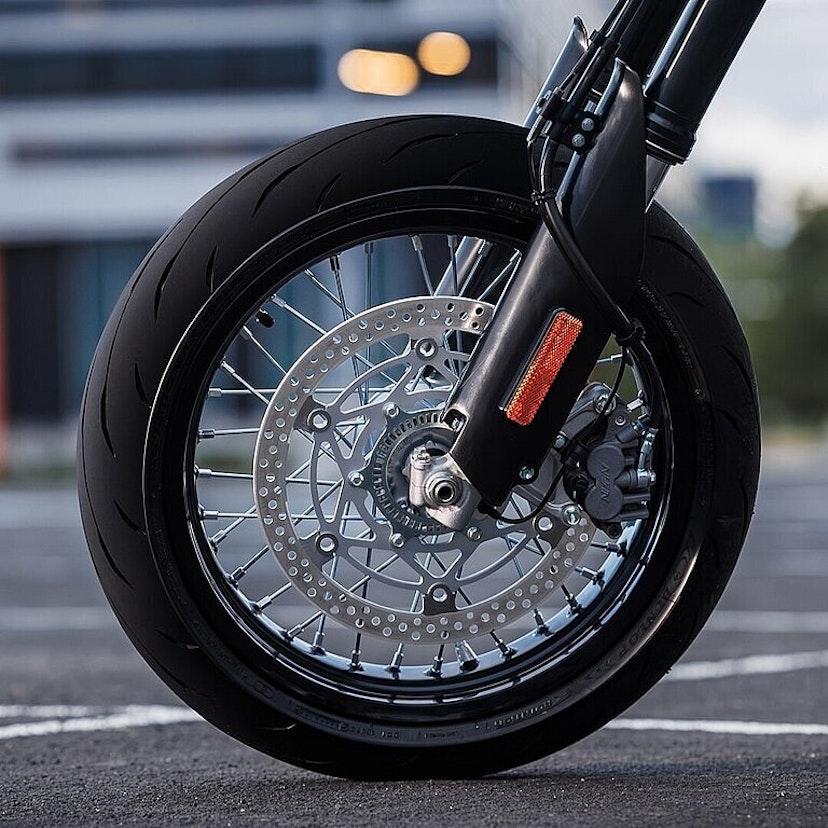 Suzuki DR-Z4SM Vorderrad