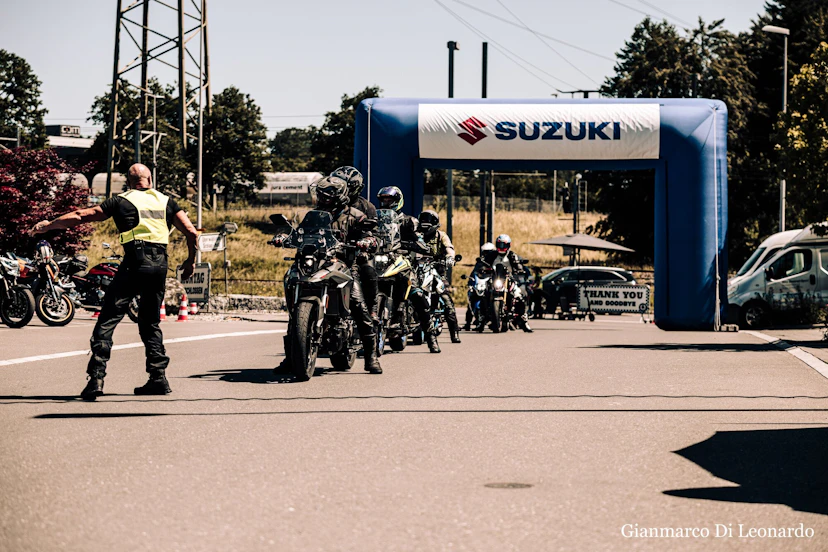 SUZUKI MEET Ace Cafe