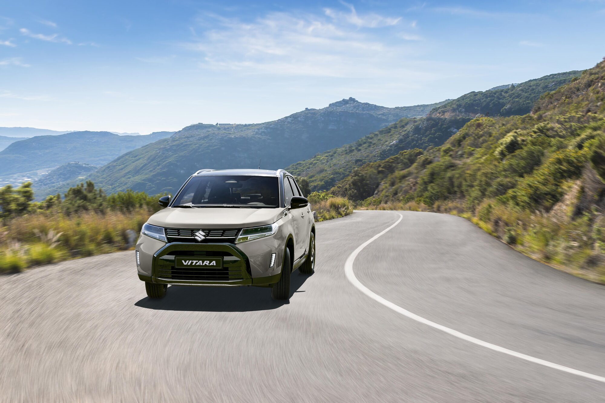 Suzuki, Vitara auf Bergstrasse