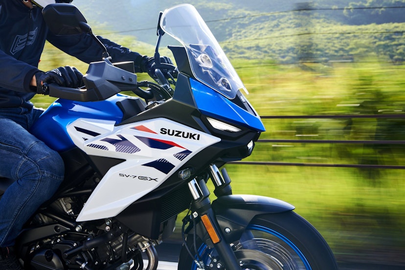 Suzuki SV-7GX auf der Strasse