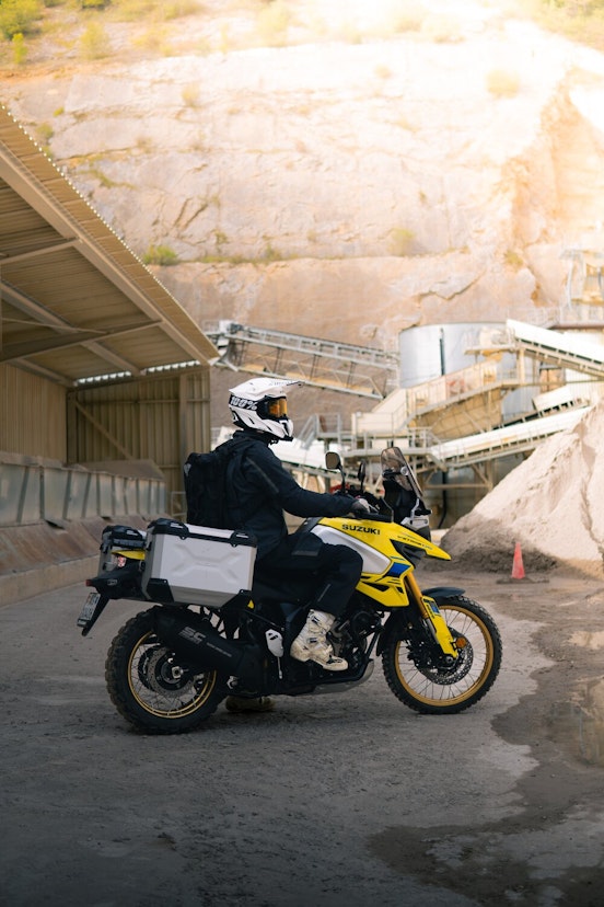 Suzuki V Storm 1050DE Frontlicht