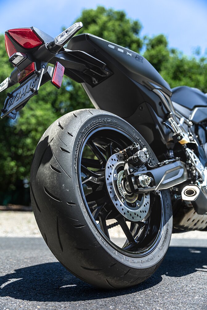 Suzuki GSX-8R Nahaufnahme vom Rückrad