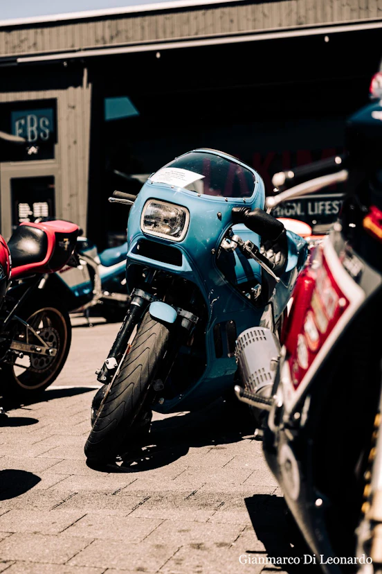 SUZUKI MEET Ace Cafe