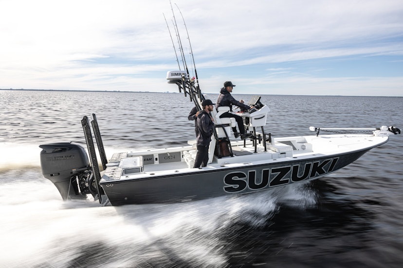 Mann Auf einem Angelboot