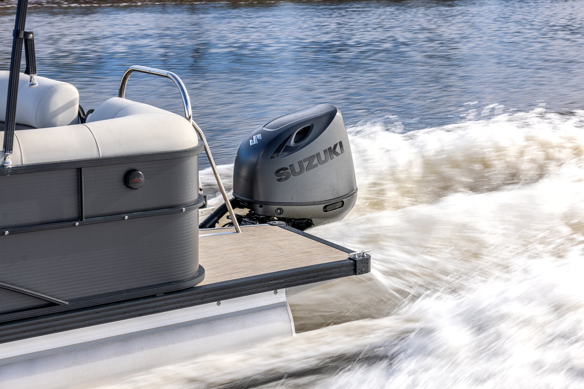 Suzuki DF115BG STEALTH