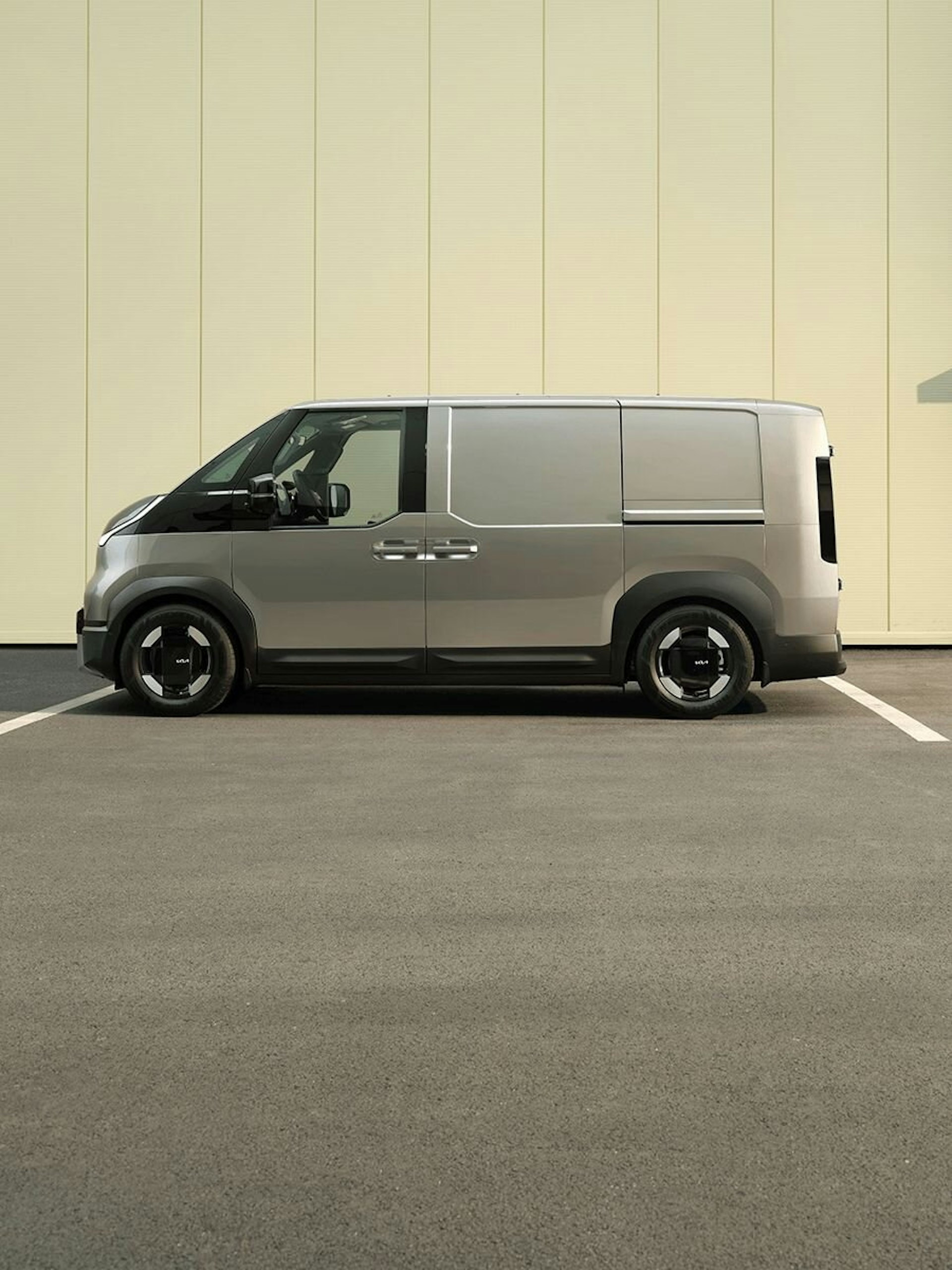 Seitenansicht des Kia PV5 Cargo