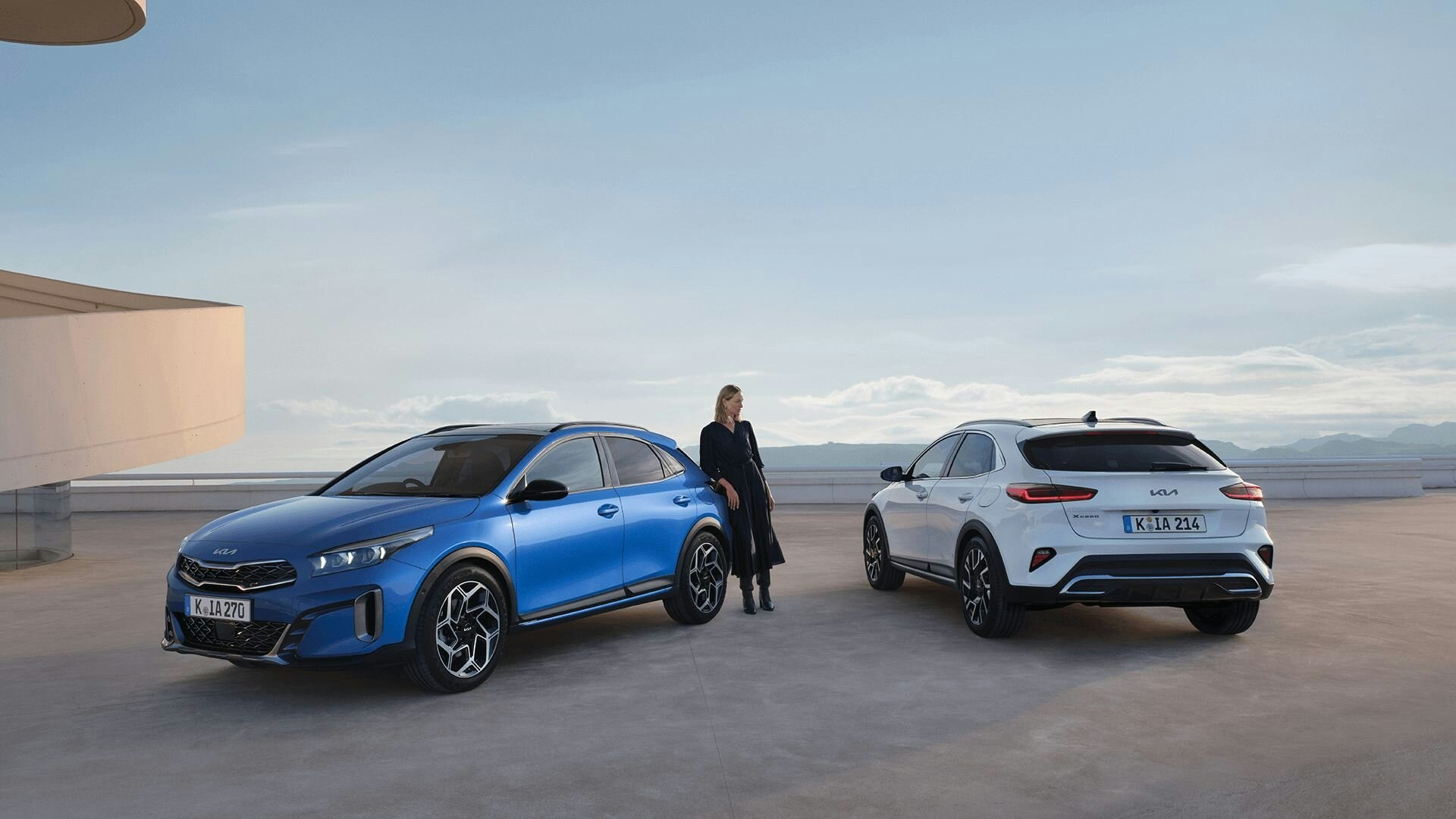 Zwei Kia XCeed