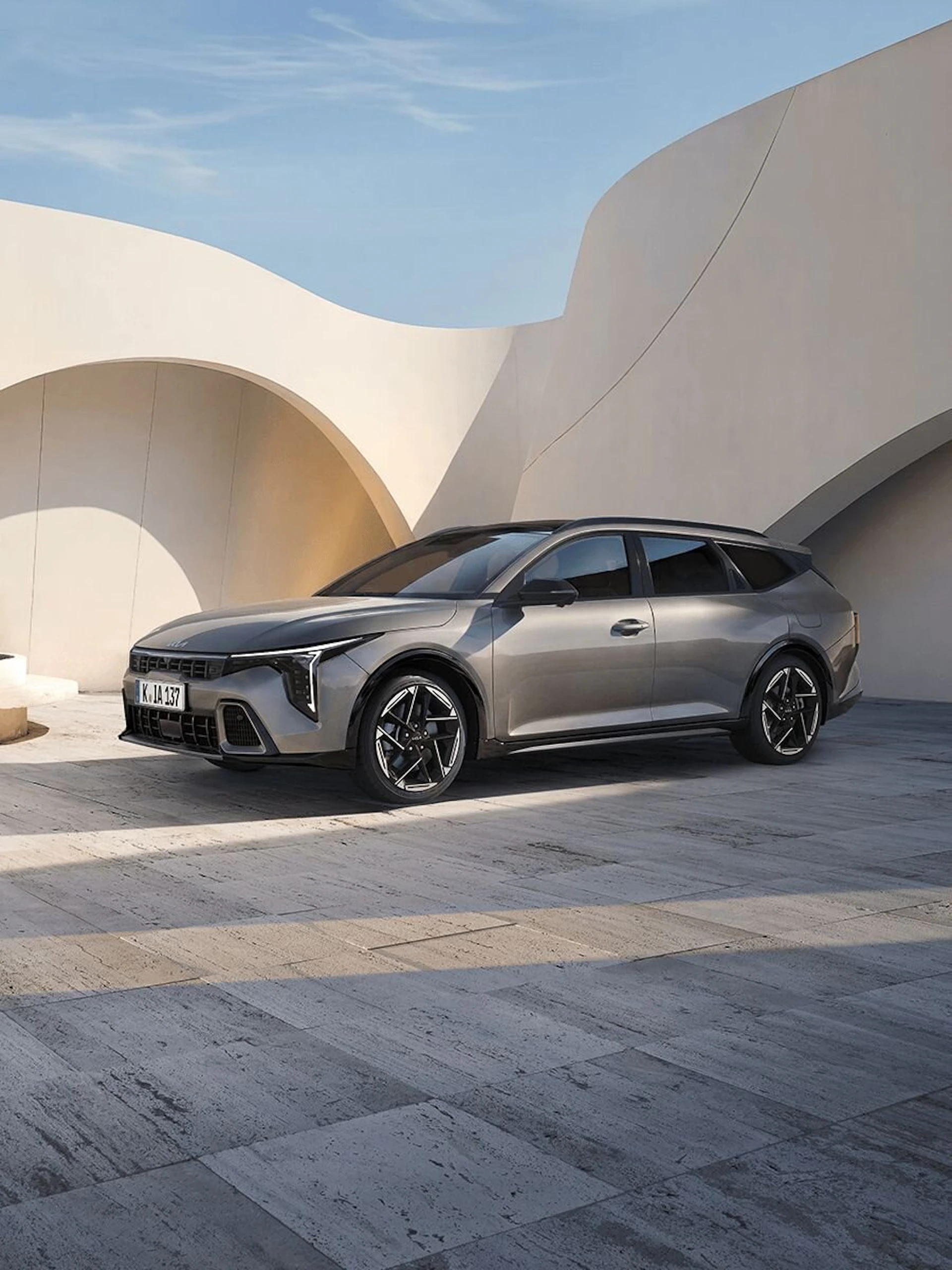 Kia K4