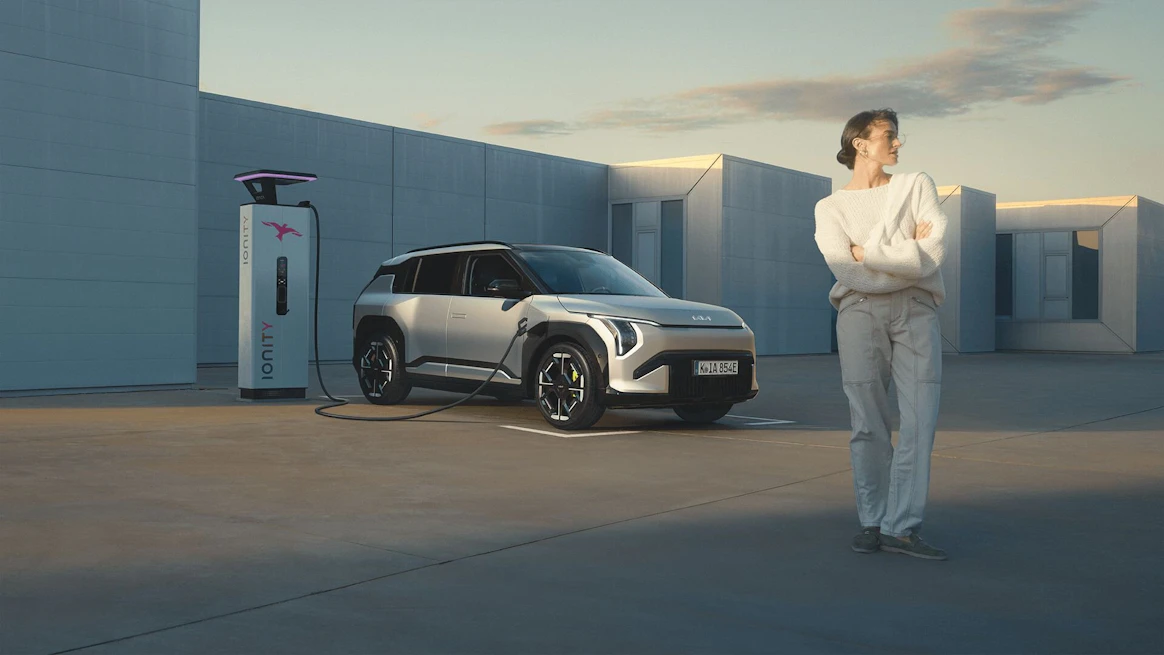 Kia EV3 GT beim Laden