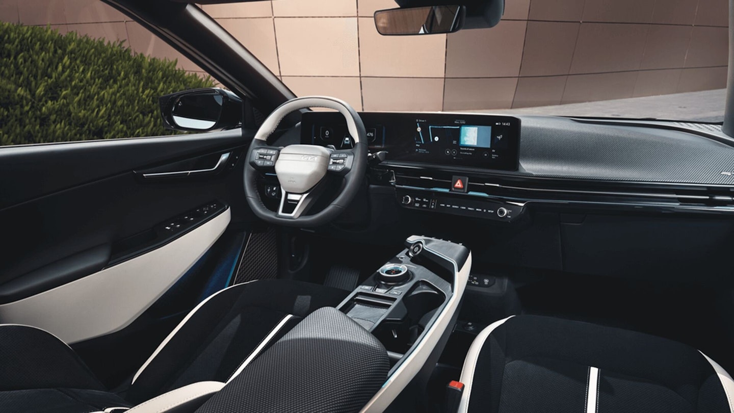 Cockpit des Kia EV6