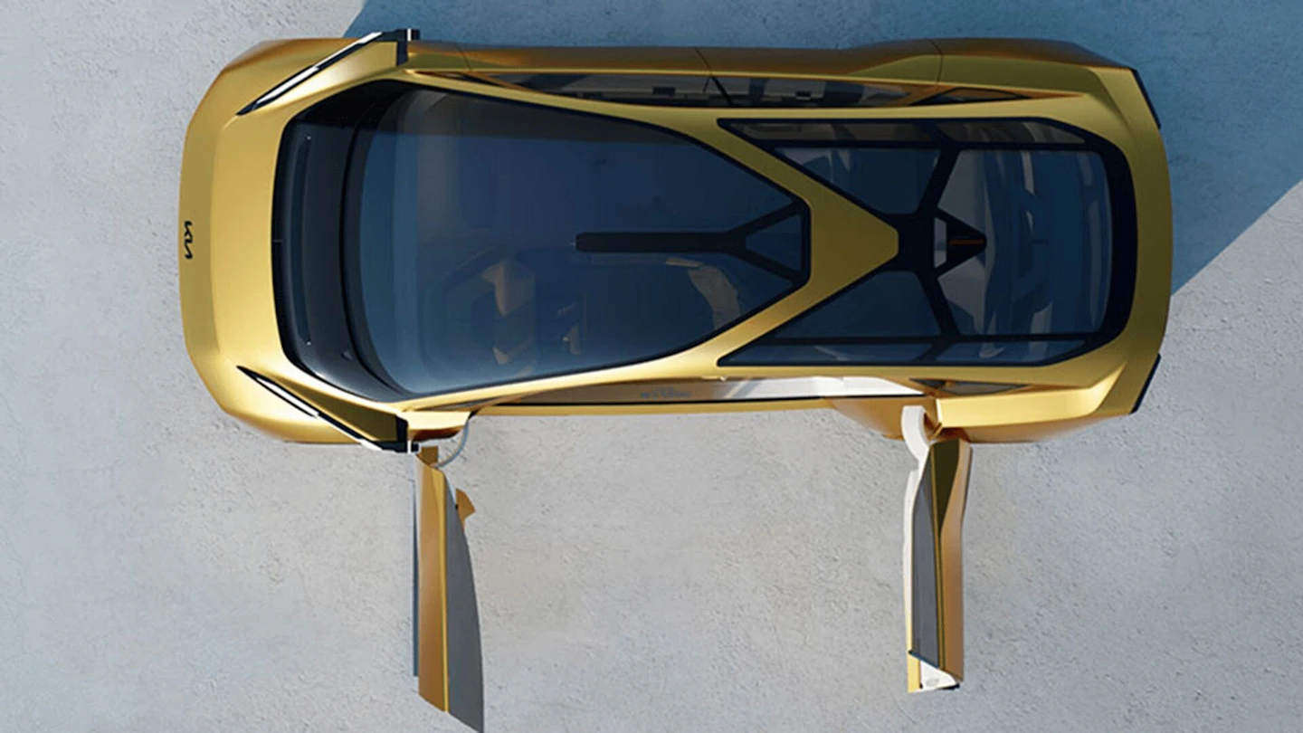 Vogelperspektive mit offenen Seitentüren