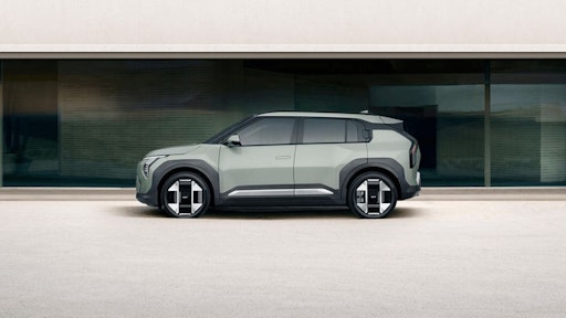 Seitliche Ansicht des Kia EV3