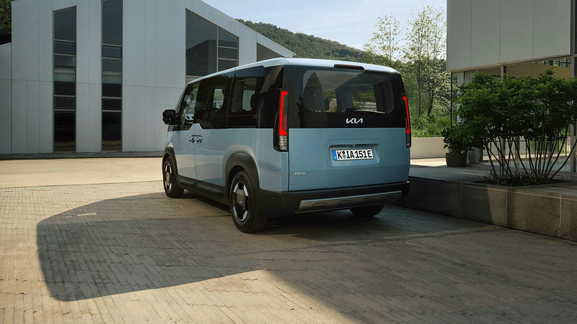 Heckansicht des Kia PV5 Passenger