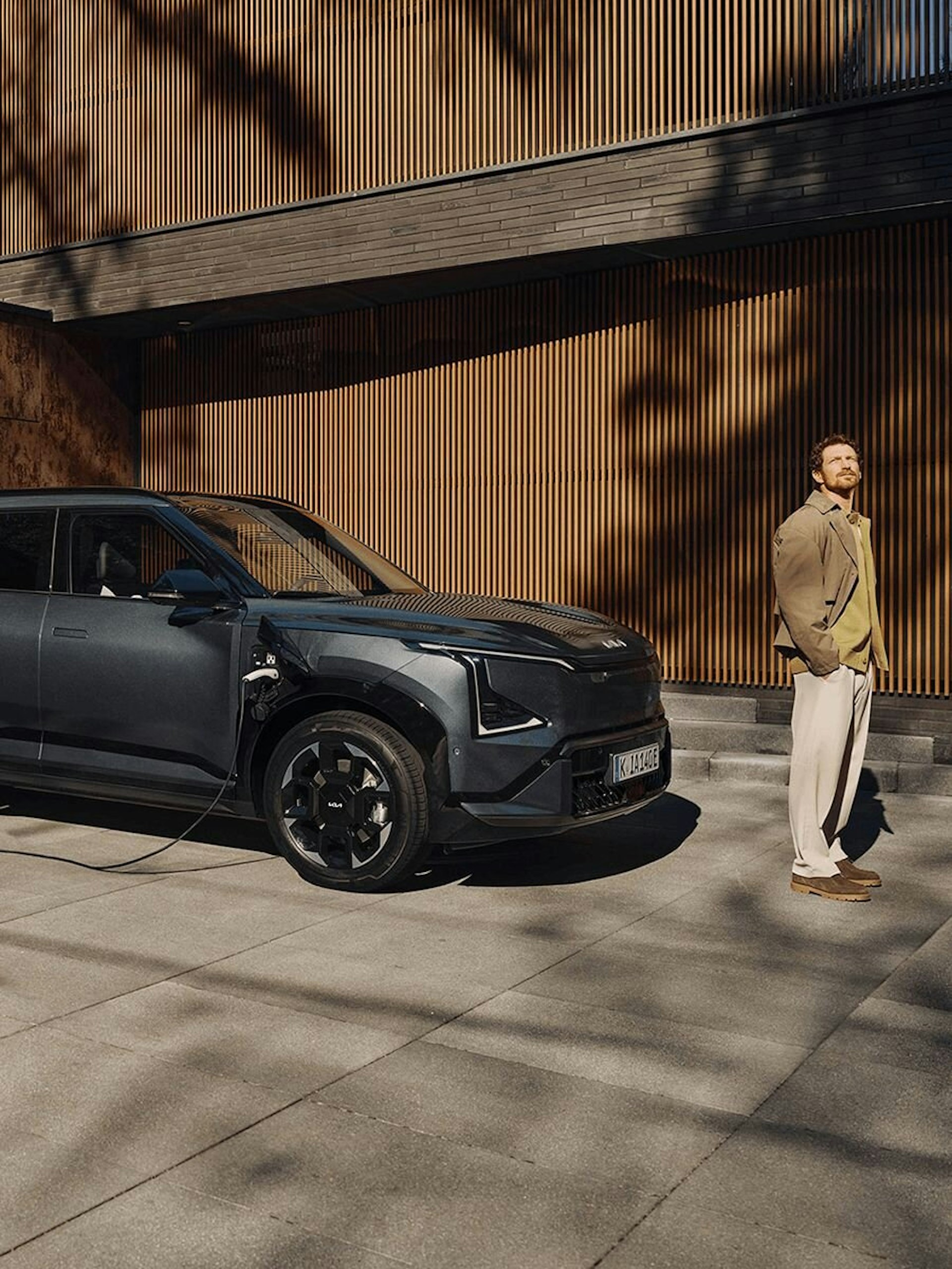 Der Kia EV5 an der Ladestation