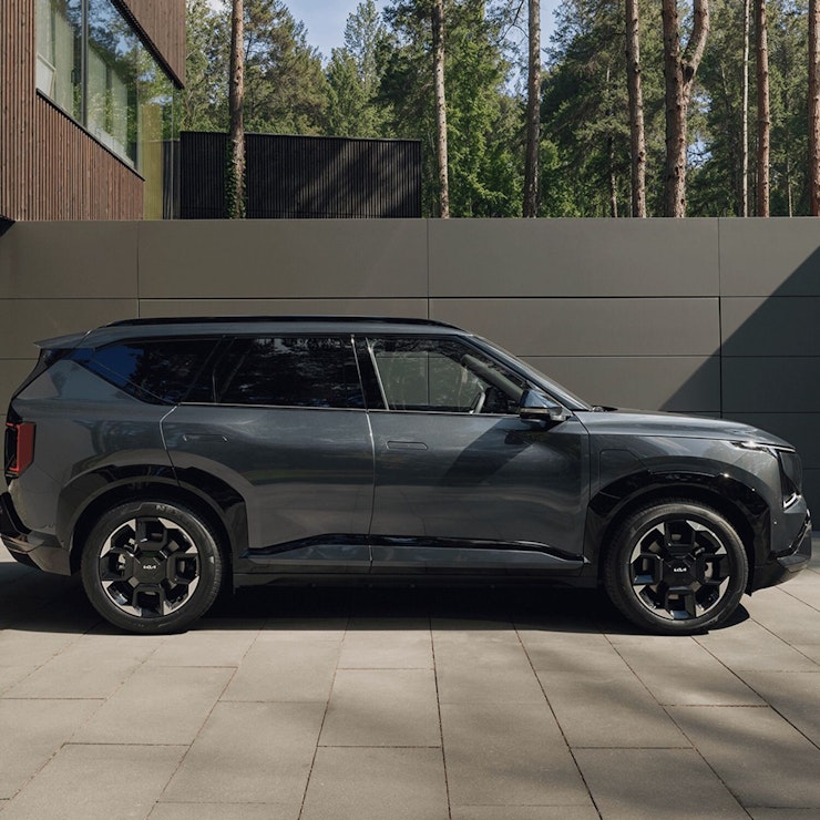 Seitliche Ansicht des Kia EV5