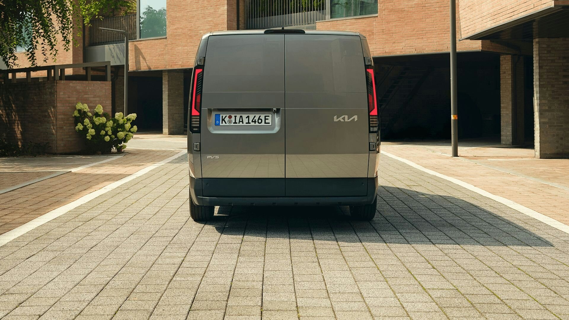 Heckansicht des Kia PV5 Cargo