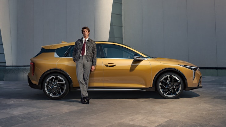 Seitenansicht des Kia K4