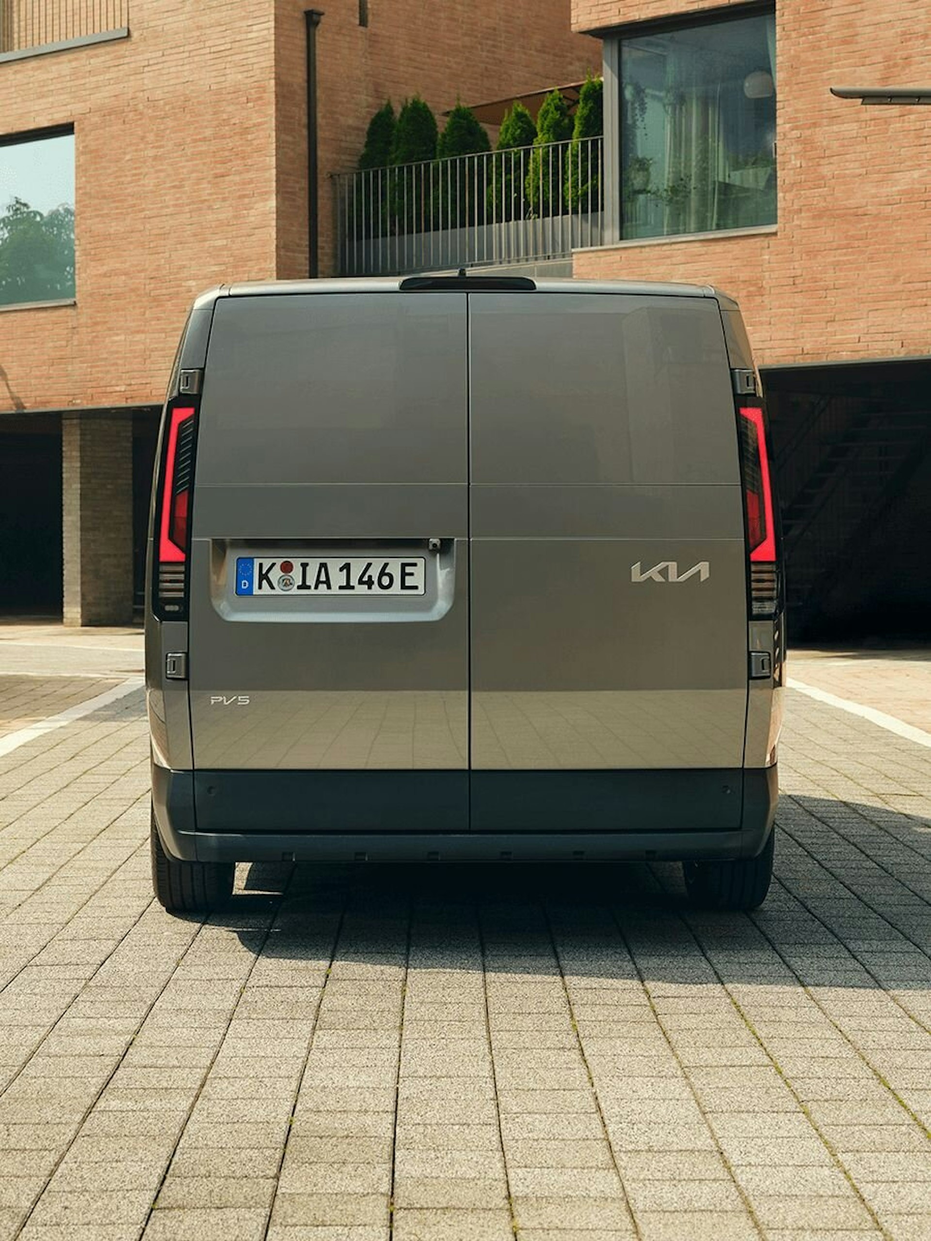 Heckansicht des Kia PV5 Cargo