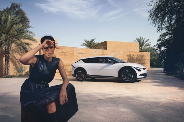 Seitliche Ansicht des Kia EV6