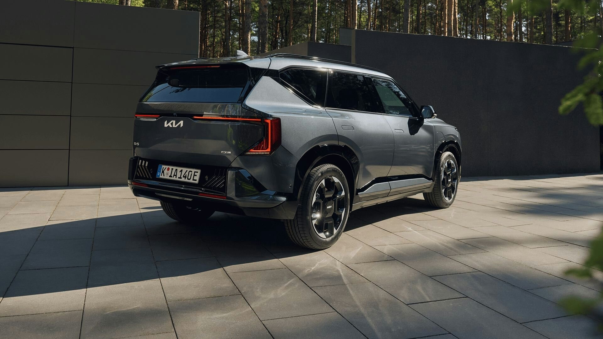 Seitliche Ansicht der Kia EV5