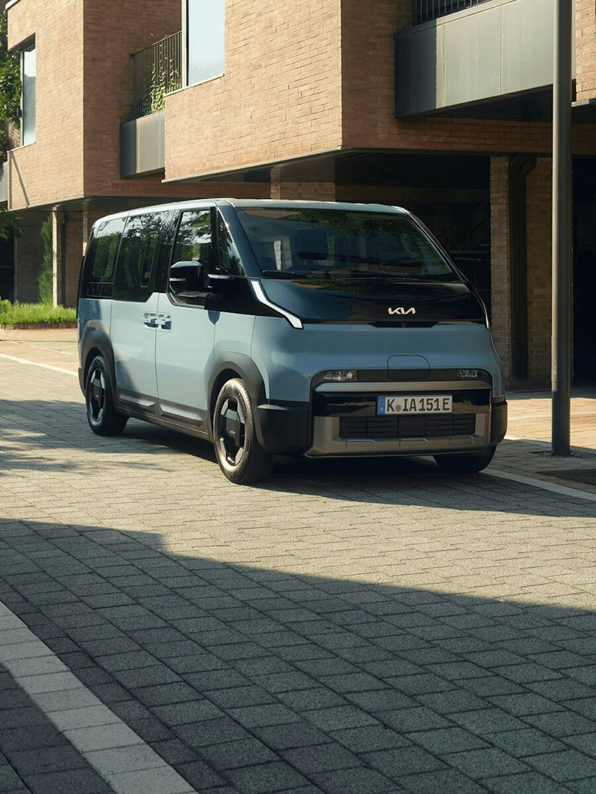 Frontansicht des Kia PV5 Passenger