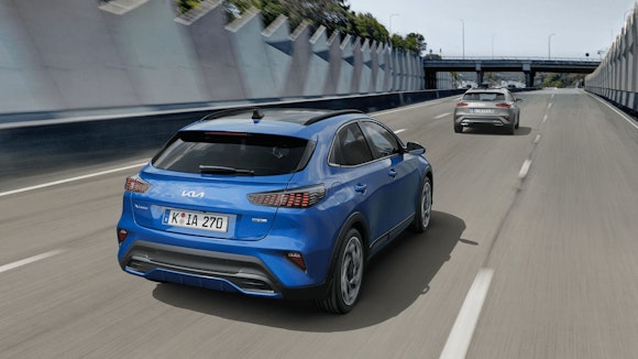 Tempomat-Funktion des Kia XCeed auf der Autobahn