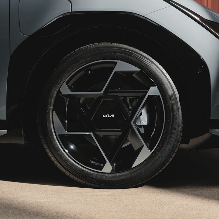 Seitliche Ansicht des Kia EV3