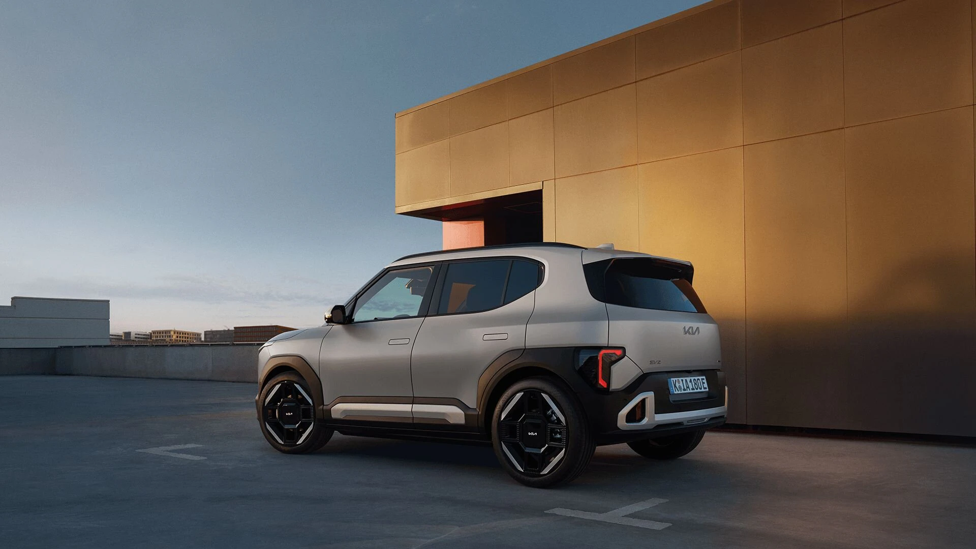 Seitliche Ansicht des Kia EV2